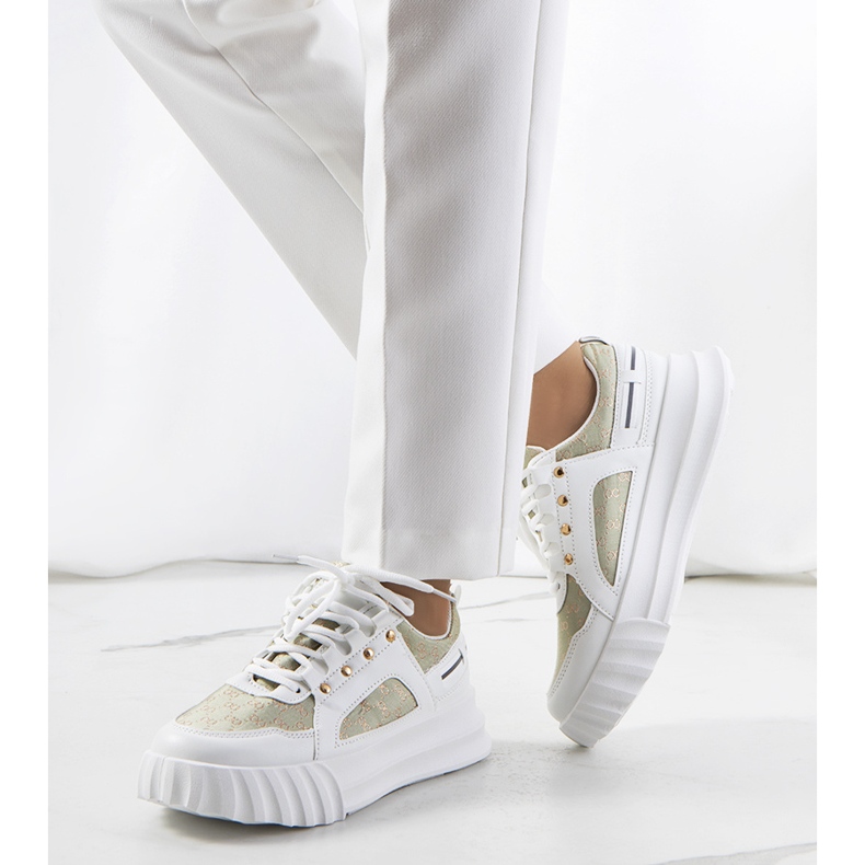 PA1 Les baskets vertes d'Heleno blanche 1