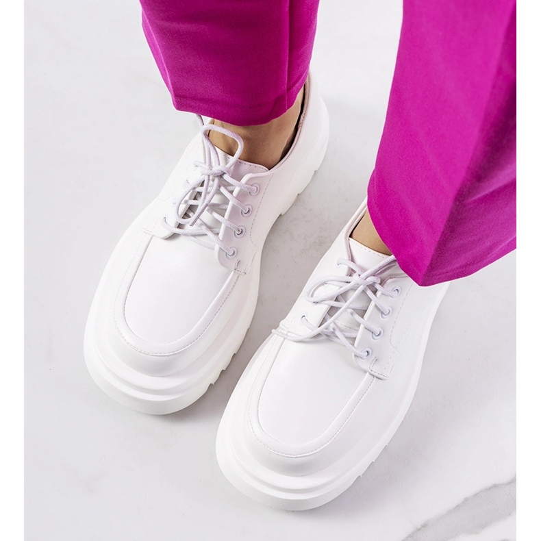 Richelieu Nunes blanc blanche 1