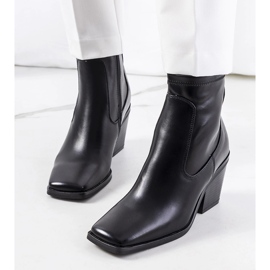 Escarpins noirs Panucci 1