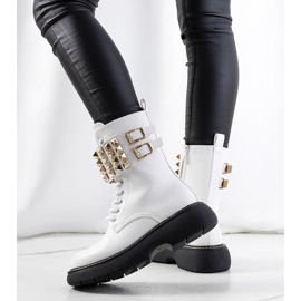 Bottines blanches à clous Lacer 2