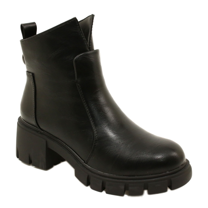 M. DASZYŃSKI Bottines en cuir avec fond plus épais Noir Mońco le noir 1