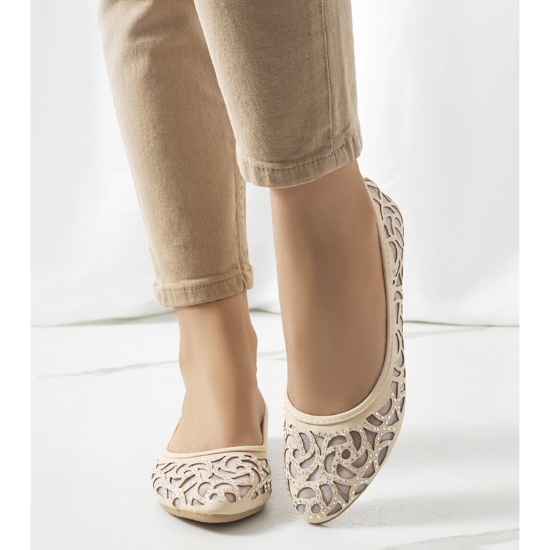 Ballerines ajourées Coalfell beiges 1