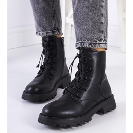 Bottes en cuir écologique noir de Cesterfield 1