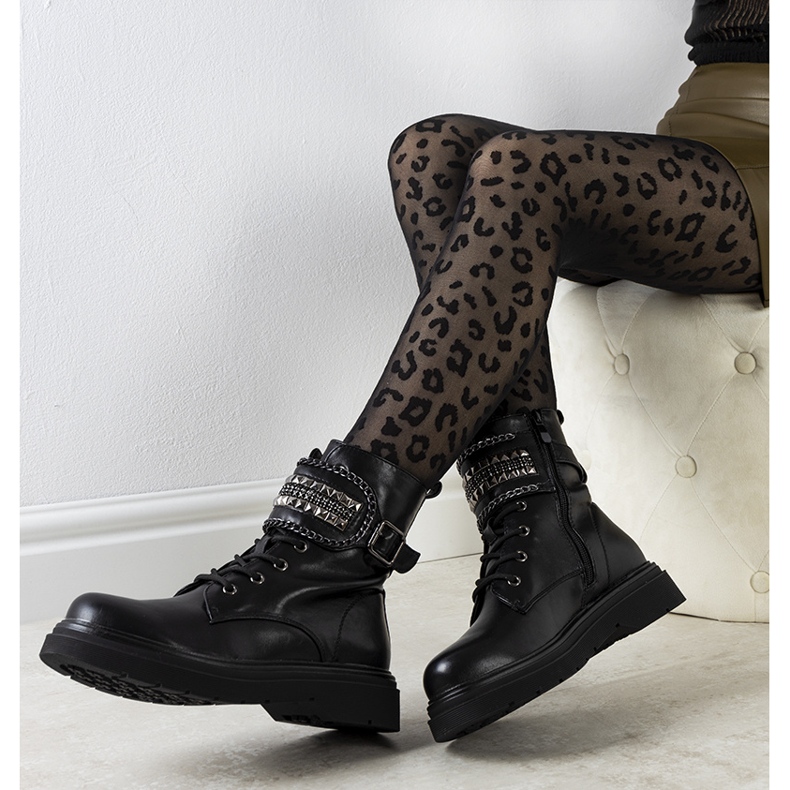 Avenida trappeurs noirs le noir 1