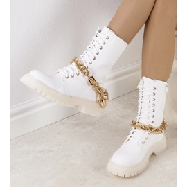 Bottines blanches avec chaîne Curiti 1