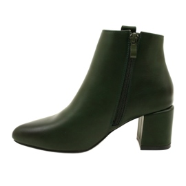 M.Daszyński Bottines zippées vertes isolées 1