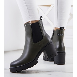 PA1 Bottines vertes à talons Selima 2