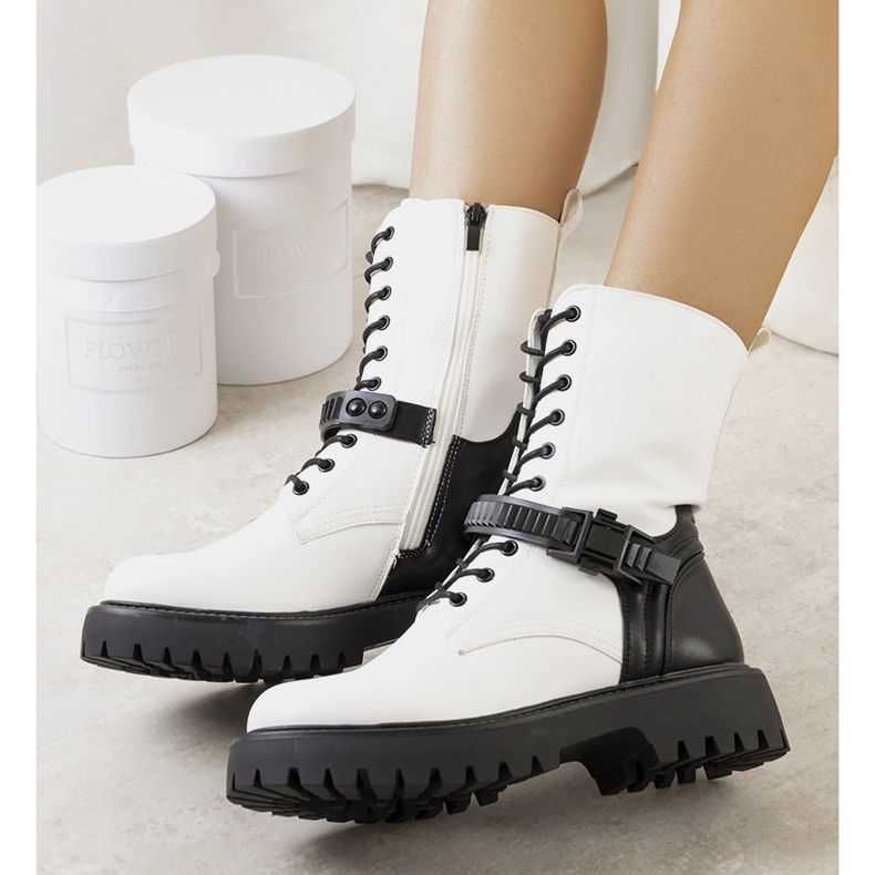 Les sacs blancs de Livenza le noir 1