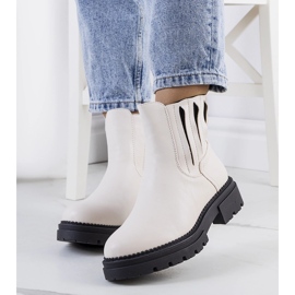 Bottines beiges 1