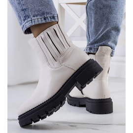 Bottines beiges 2