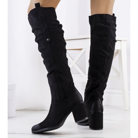 Bottines à talons en daim noir Neve le noir 2