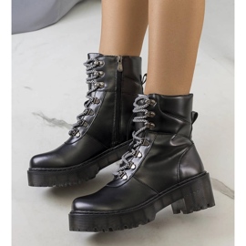 Bottes noires avec un lien Hildel décoratif le noir 2