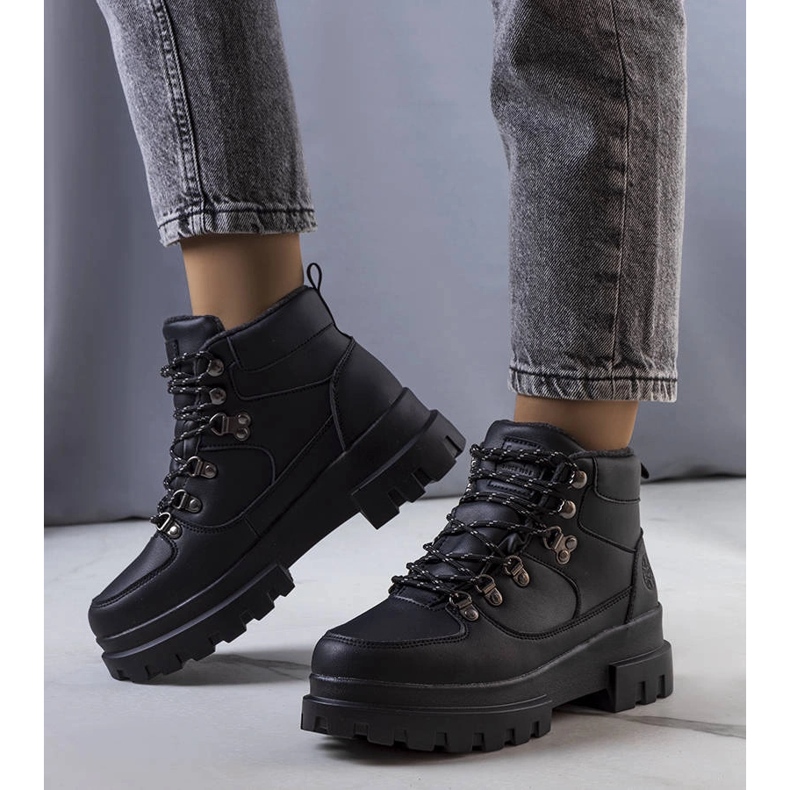 Bottes isolées noires LCJ-22-31-1435L Lee Cooper 1