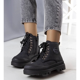 Bottes isolées noires LCJ-22-44-1338L Lee Cooper 1