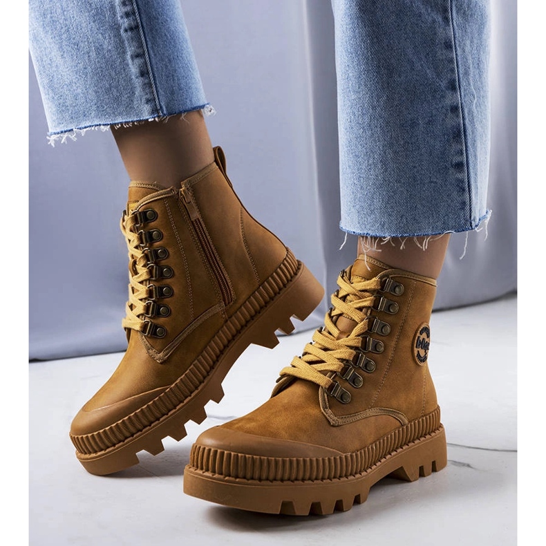 Bottes isolées camel LCJ-22-44-1339L Lee Cooper beige 1 Bottes isolées camel LCJ-22-44-1339L Lee Cooper beige 1