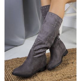 Bottes de coin gris avec goujons 1