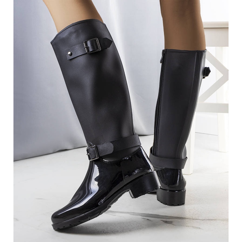 Bottes hautes noires de Lahti le noir 1 Bottes hautes noires de Lahti le noir 1