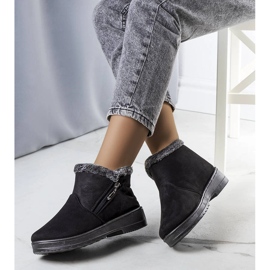 Bottes de neige isolées noires avec fourrure de Wren 1