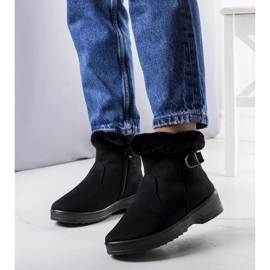 Bottes de neige noires isolées avec fourrure Julius 1