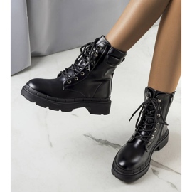 Bottes isolées noires d'Anfisa le noir 1