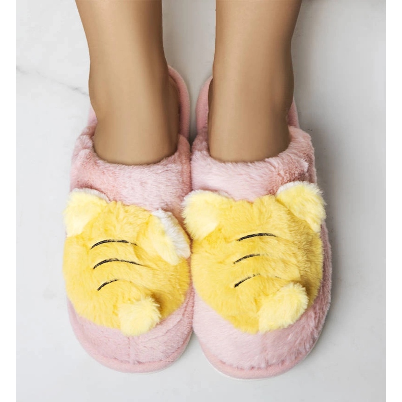 Babouches roses et jaunes de chez Bee 1