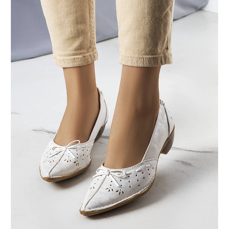 BM Ballerines blanches Glazko 1