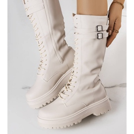 BM Bottes hautes beiges de Christopher 2