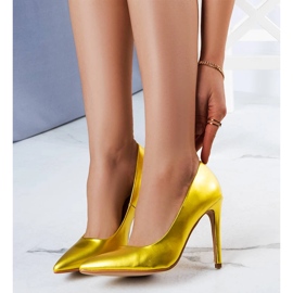 Escarpins jaunes à talons hauts Malakai 1