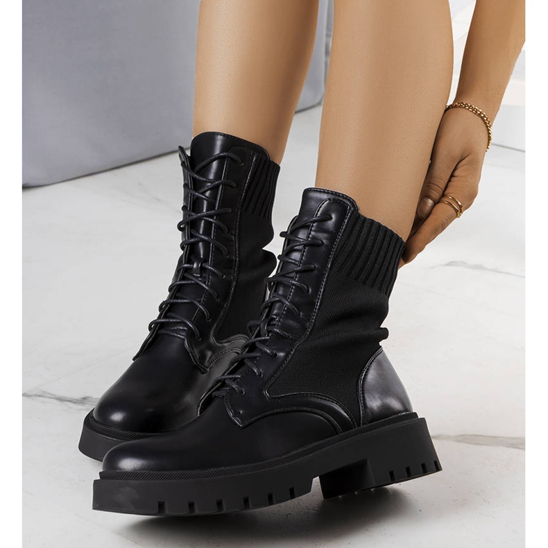 BM Baskets Ensley noires 1