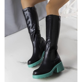 Bottes noires à semelles bleues de Charla le noir 1