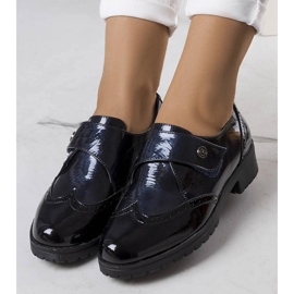 Chaussures laquées bleu marine de Bateli noir 1