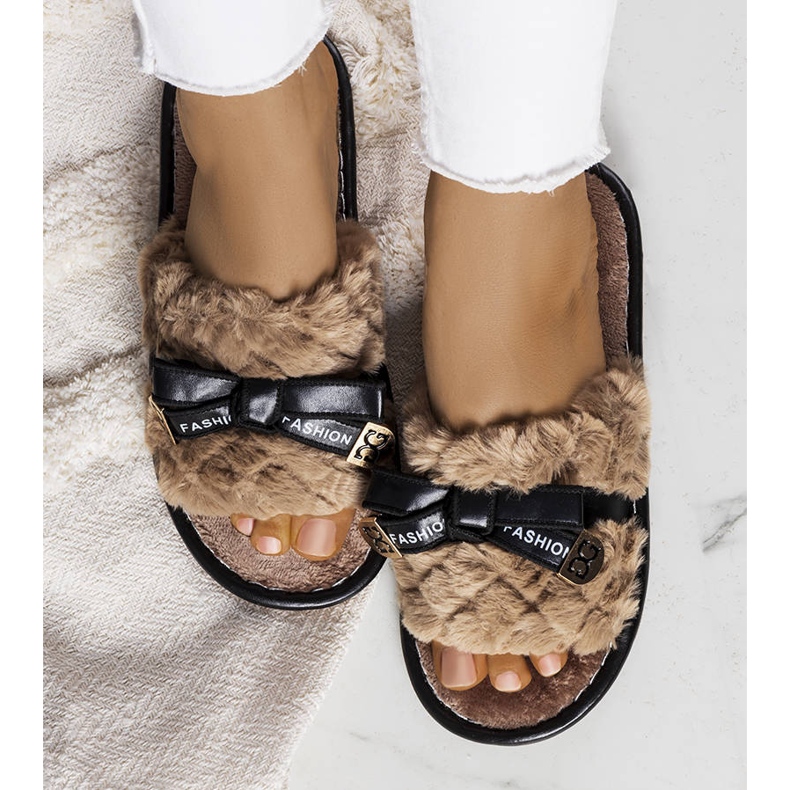 BM Pantoufles marron avec un noeud de Peter brun 1