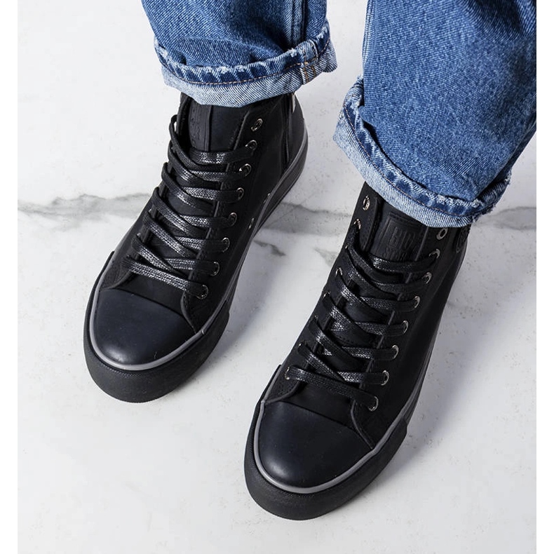 Baskets isolées noires Big Star KK274173 le noir 1 Baskets isolées noires Big Star KK274173 le noir 1