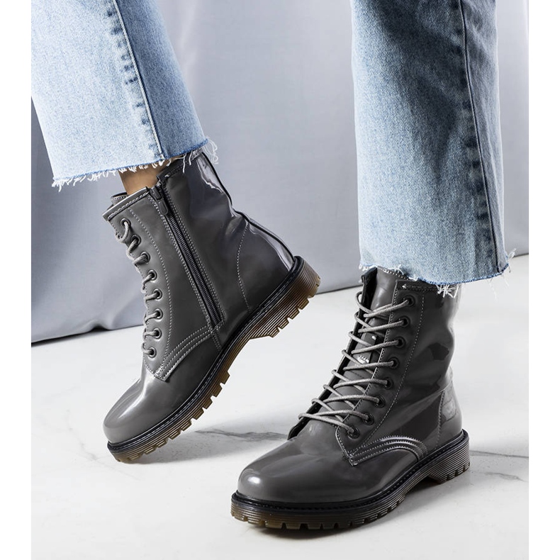 Boots cuir verni gris Rhys 1