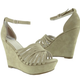 Escarpins à talon compensé en daim F031 Beige 1