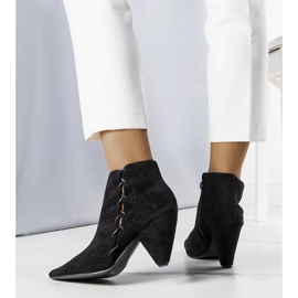 Bottines ajourées noires Collins le noir 2