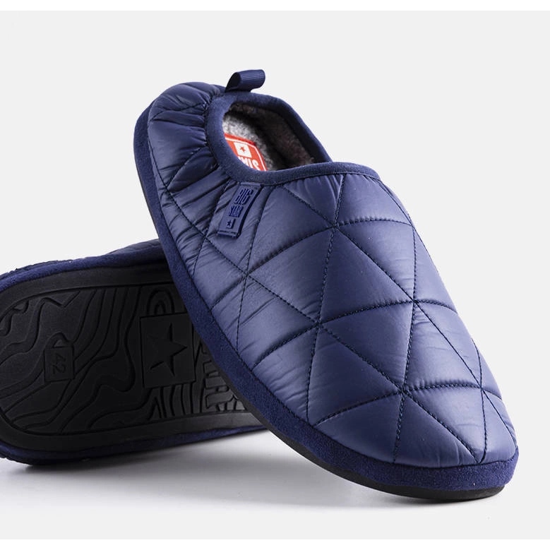 Chaussons Big Star isolés bleu marine KK174364 1