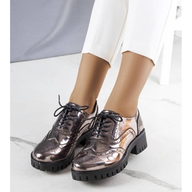 Chaussures noires métallisées de Myra 1