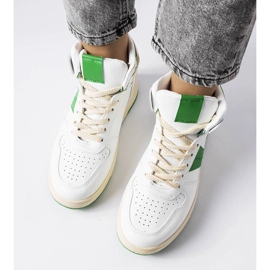 Baskets vertes de Robin blanche 2