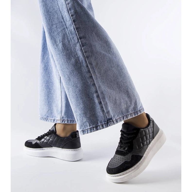 Baskets noires pour femmes de Latoya 1