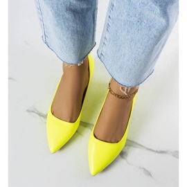 Escarpins à talons jaunes Gail 1