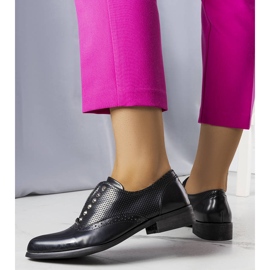 BM Derbies noires ajourées à clous Erin le noir 2