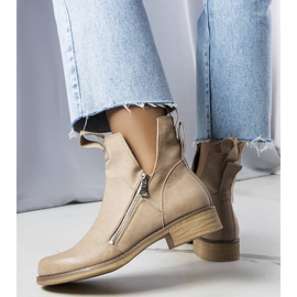 Bottes beiges à découpes Pat 1