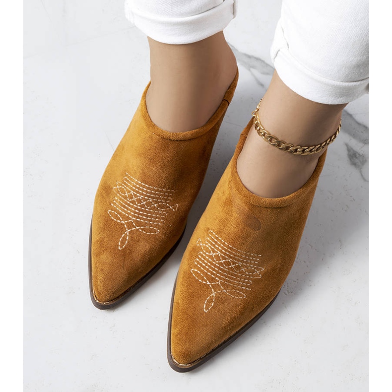 PA1 Claquettes marron à devant intégré de Linda brun 1