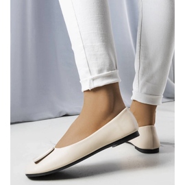 Ballerines beiges à boucle Sheller 1