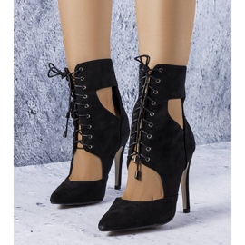 Bottines noires à talons de Virginie le noir 1