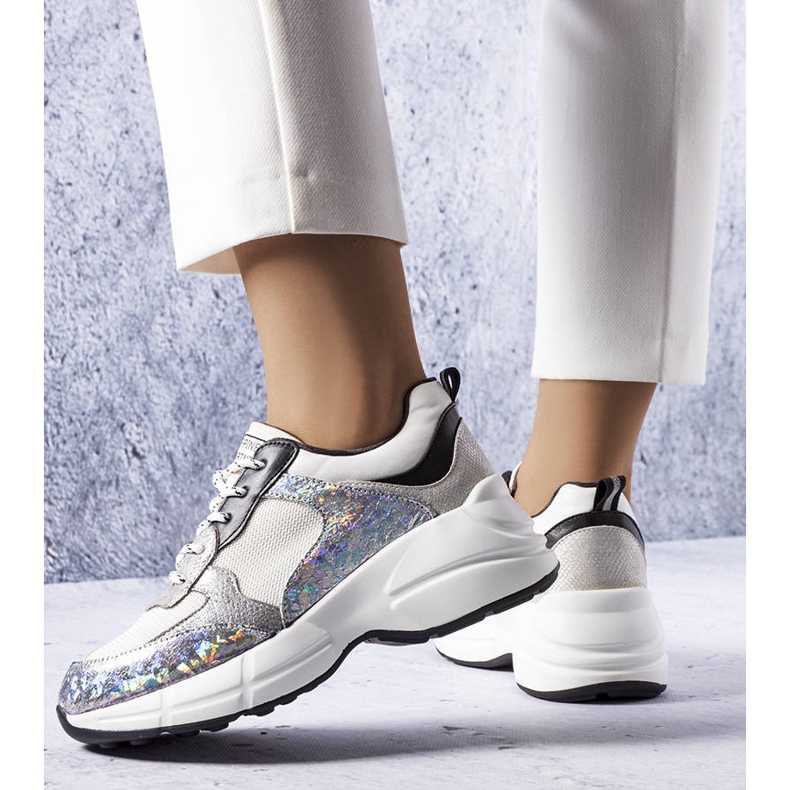 Baskets argentées à empiècements métalliques de Béri 1