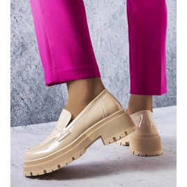 Escarpins laqués beige Phaneuf 1 Escarpins laqués beige Phaneuf 1