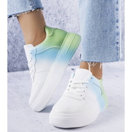PA1 Baskets à plateforme blanches et vertes Lance bleu 2