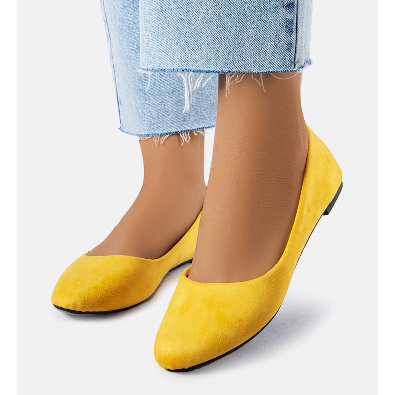 BM Ballerines jaunes en éco-daim de Donatien 1